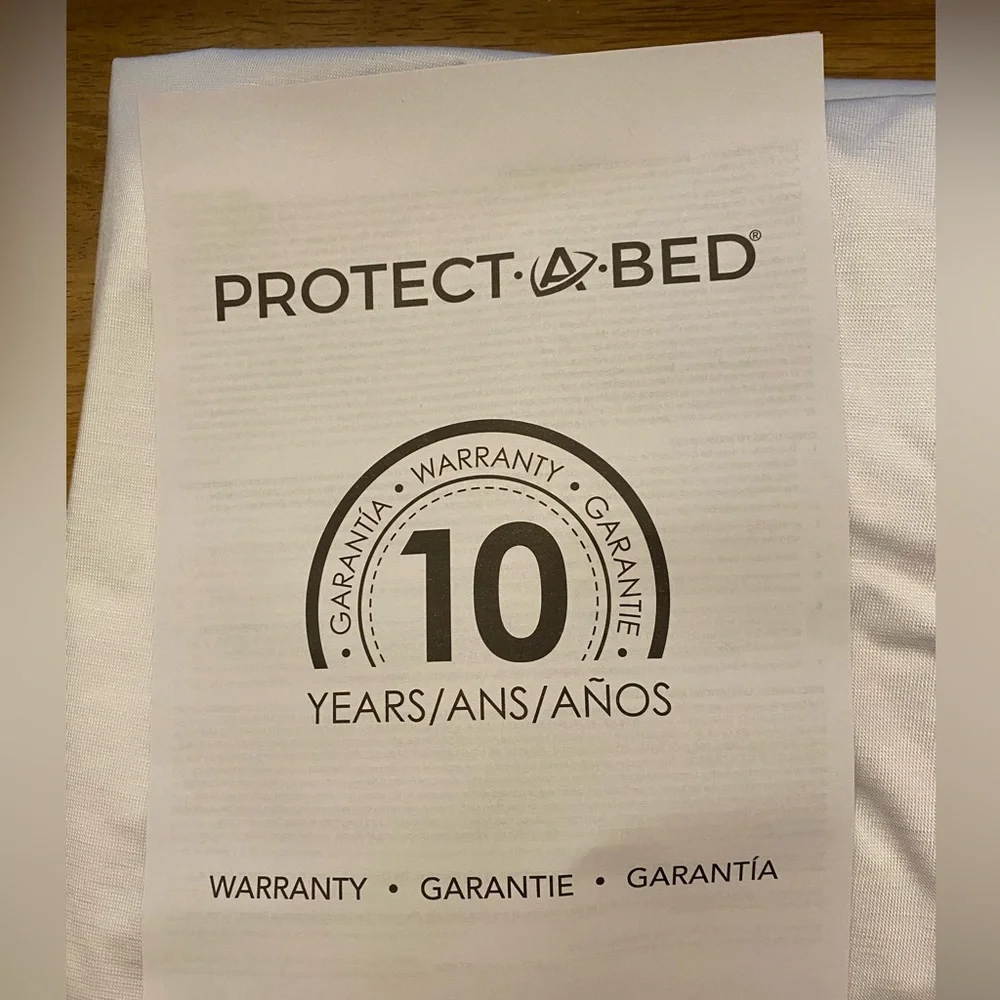 BRAND NEW  Protect a Bed Twin Mattress Protector